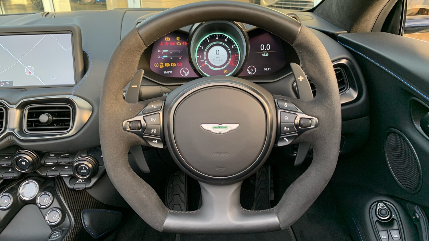 Used Aston Martin Vantage 2023 for sale - 76387065: Photo 10