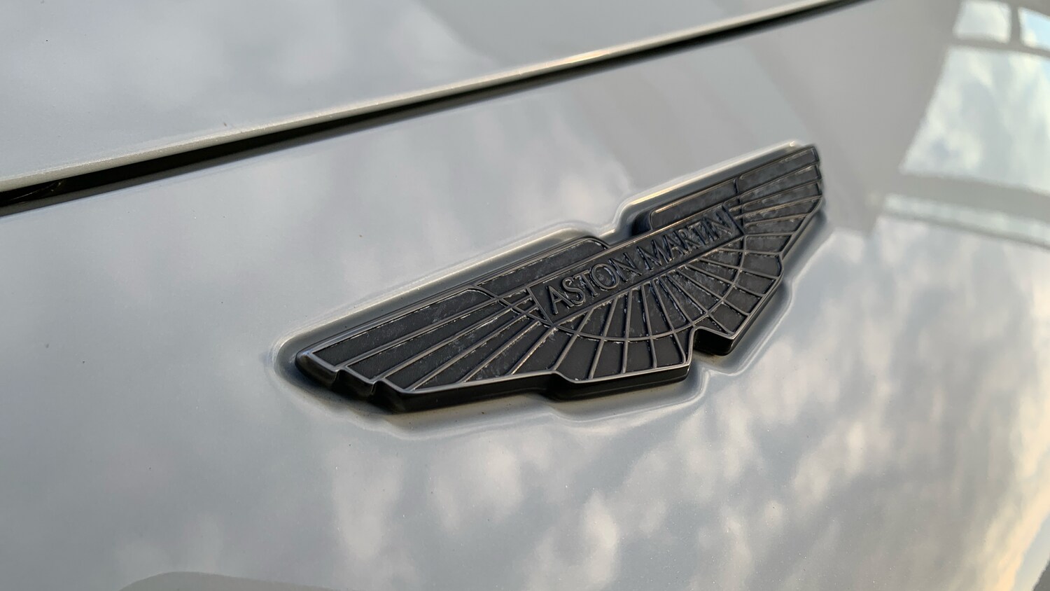 Used Aston Martin Vantage 2023 for sale - 76387065: Photo 16