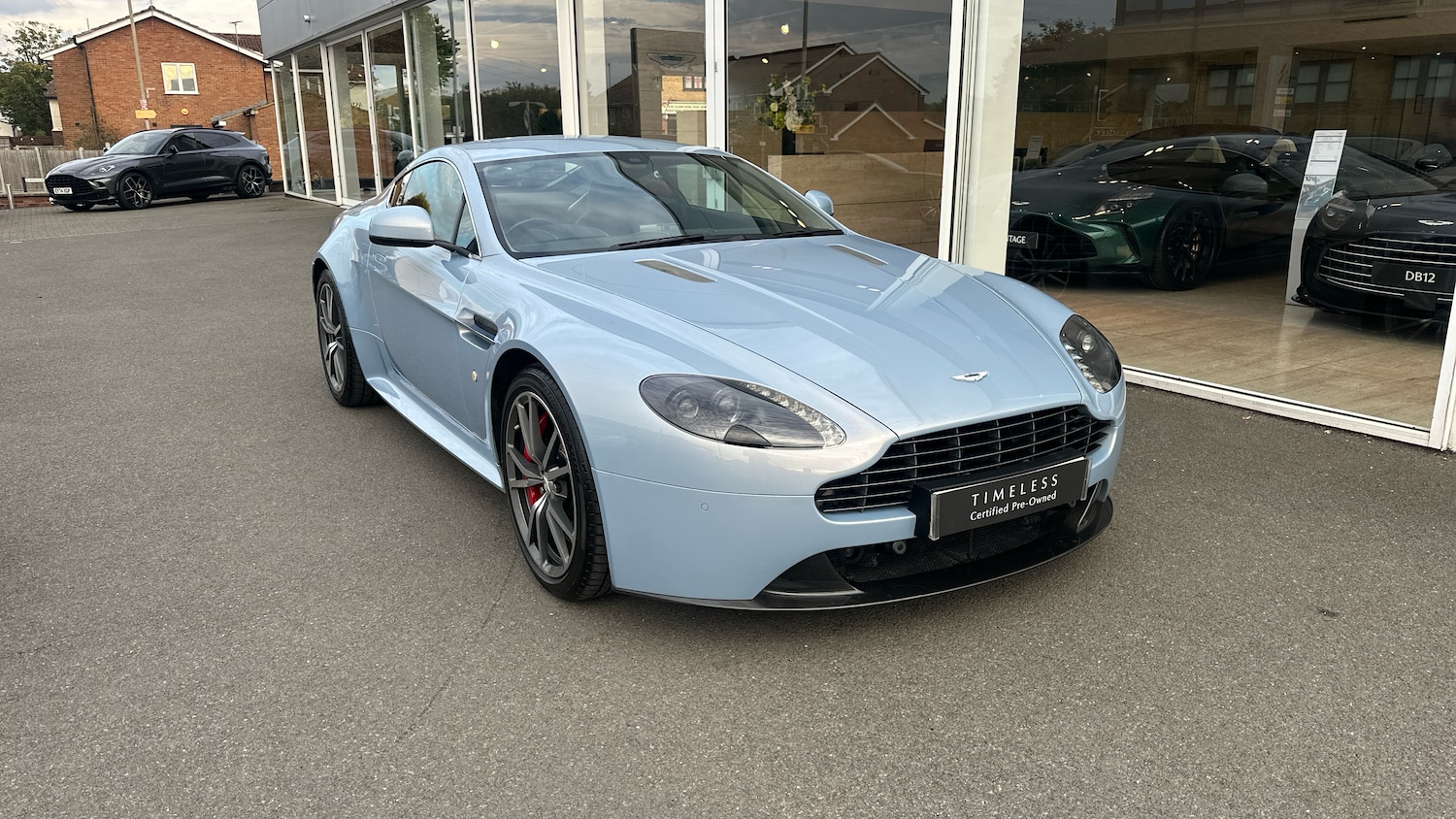 Used Aston Martin Vantage 2016 for sale - 76134387: Photo 19