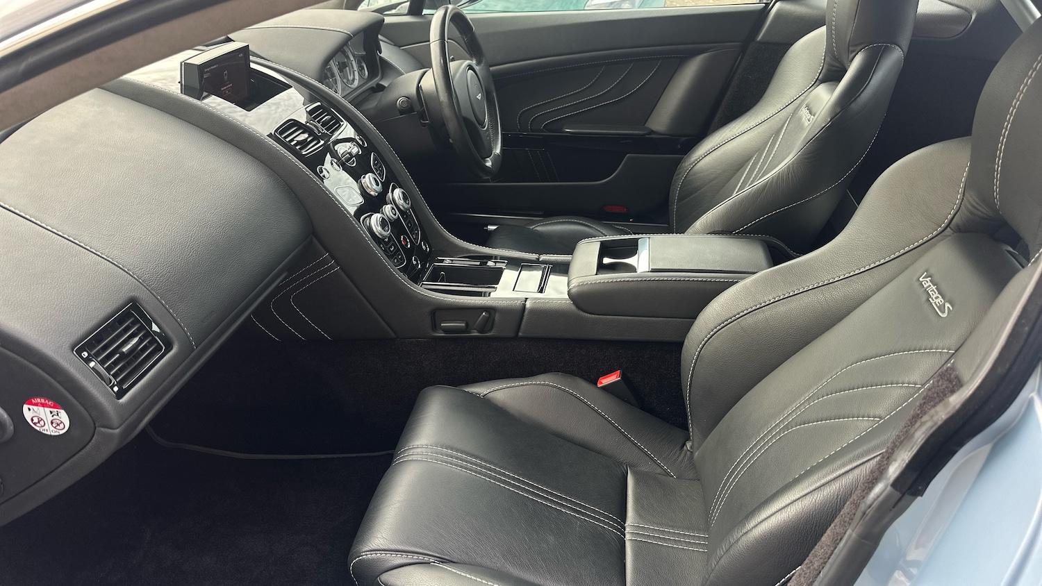 Used Aston Martin Vantage 2016 for sale - 76134387: Photo 20