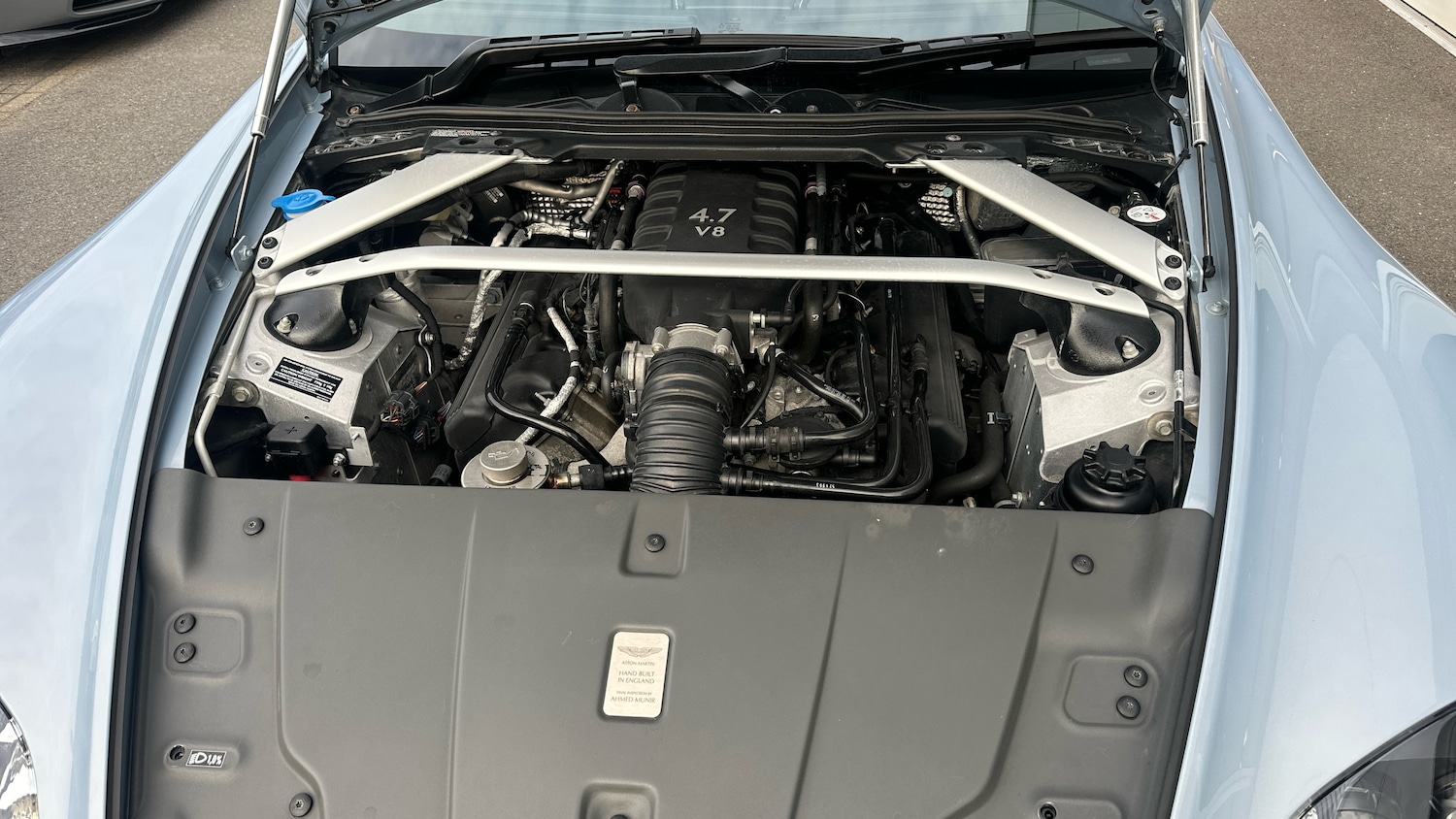 Used Aston Martin Vantage 2016 for sale - 76134387: Photo 25