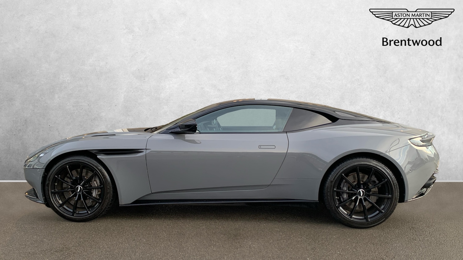 Used Aston Martin DB11 2019 for sale - 77357053: Photo 12