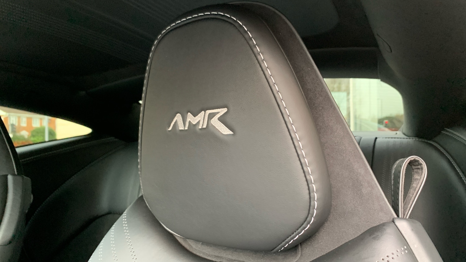 Used Aston Martin DB11 2019 for sale - 77357053: Photo 5