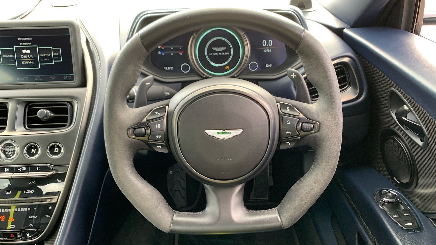 Used Aston Martin DB11 for sale - 76396782: Photo 10