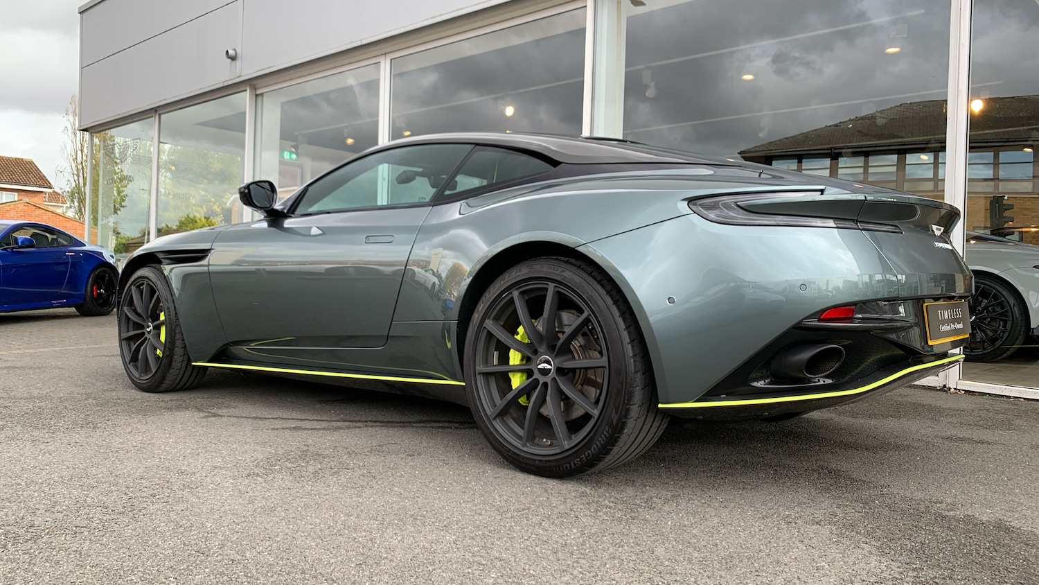 Used Aston Martin DB11 for sale - 76396782: Photo 24