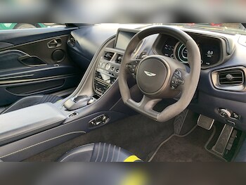 Used Aston Martin DB11 2019 for sale - 76396782: Photo