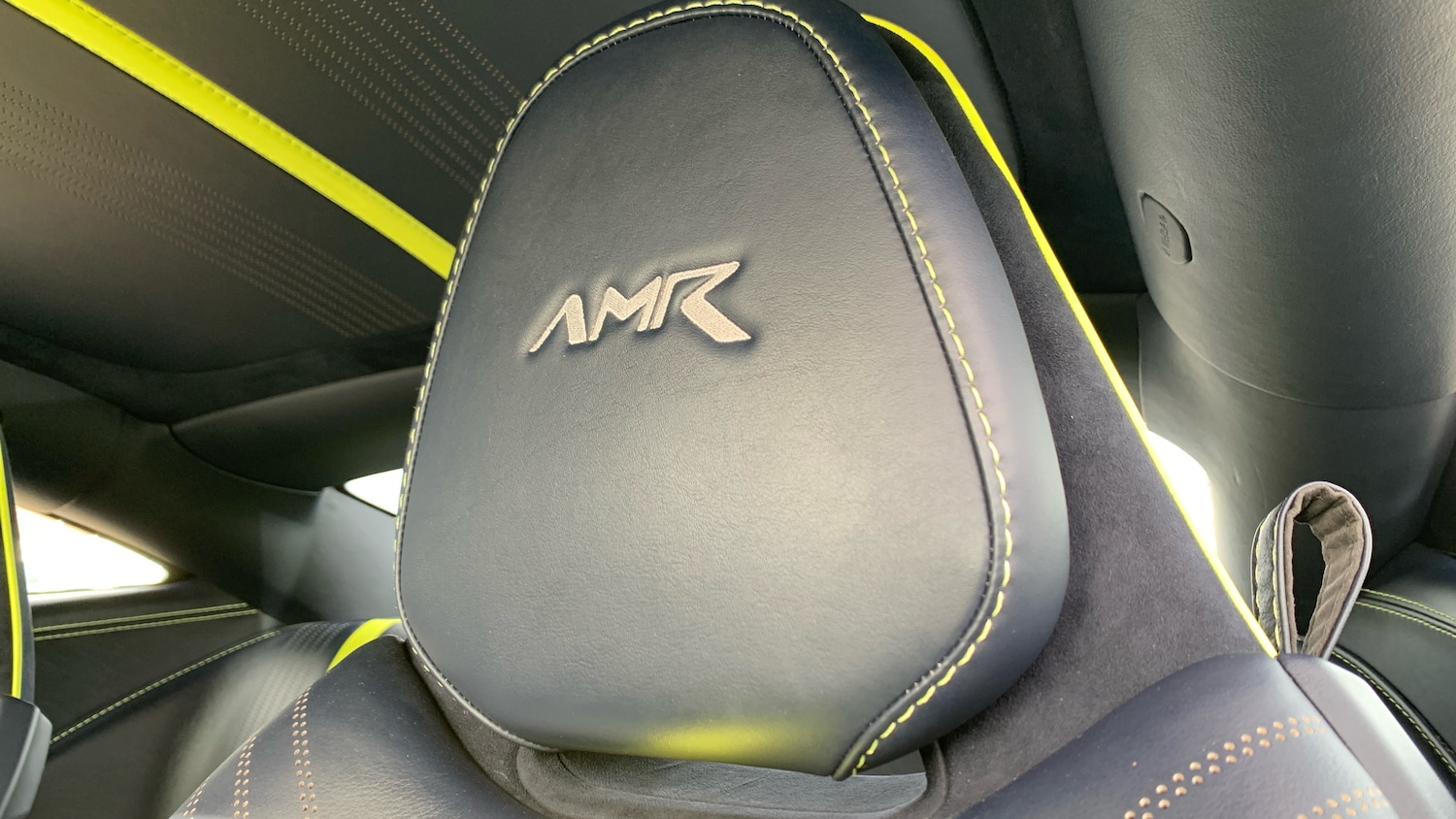 Used Aston Martin DB11 for sale - 76396782: Photo 5