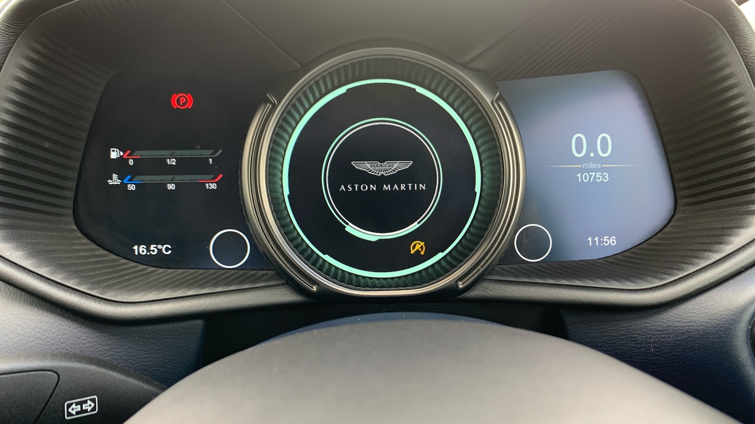 Used Aston Martin DB11 for sale - 76396782: Photo 6