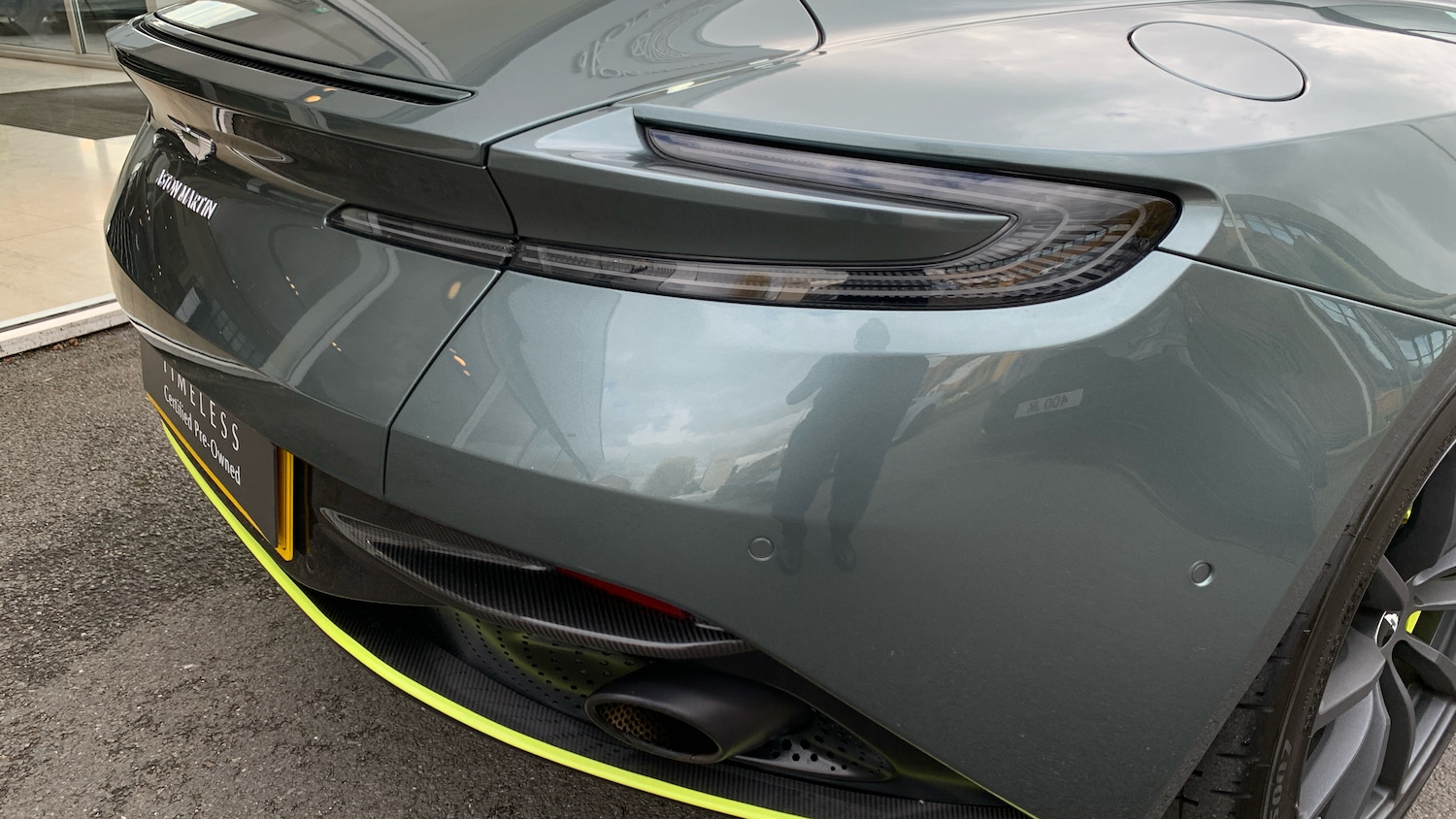 Used Aston Martin DB11 for sale - 76396782: Photo 8