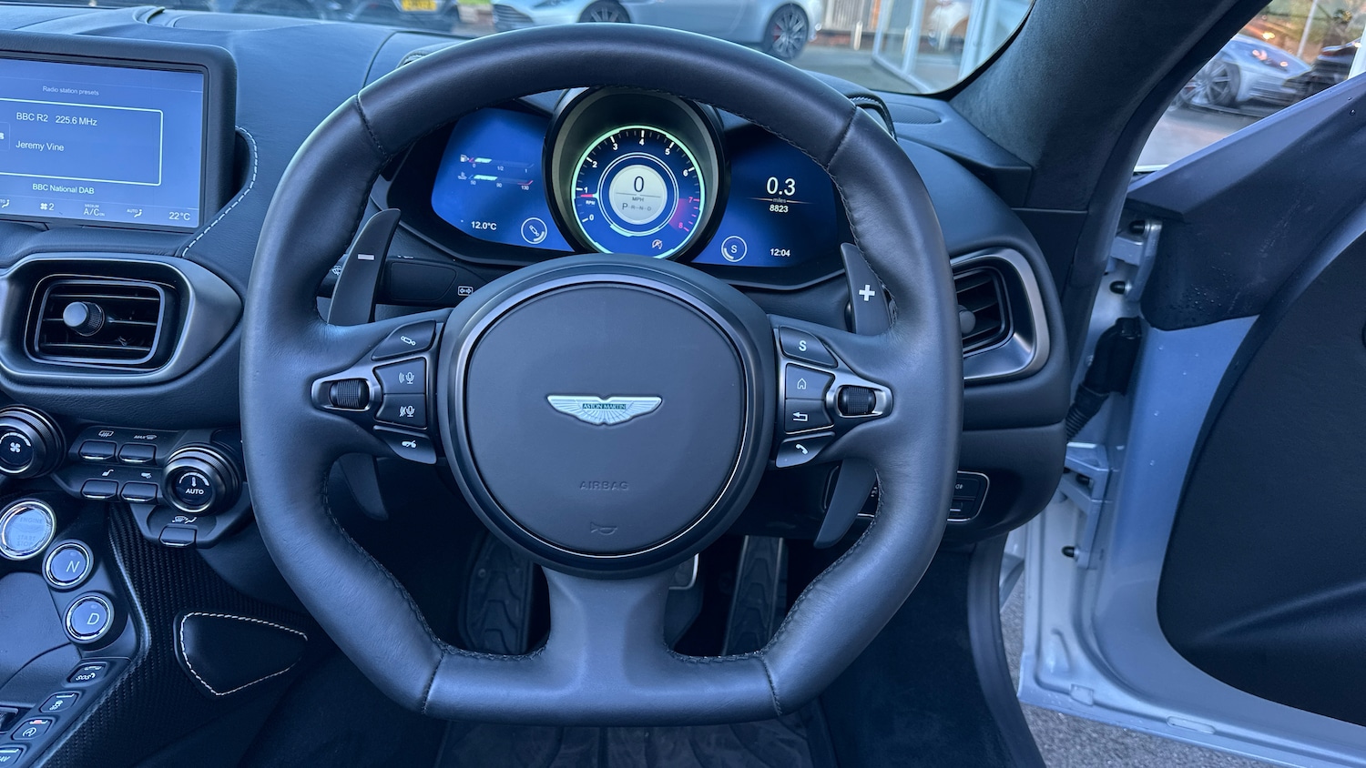 Used Aston Martin Vantage 2021 for sale - 76368820: Photo 10