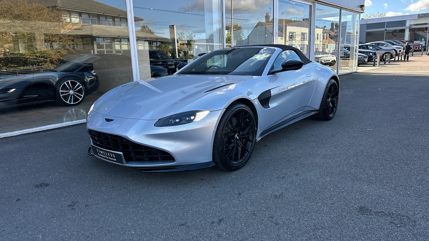 Used Aston Martin Vantage 2021 for sale - 76368820: Photo 23
