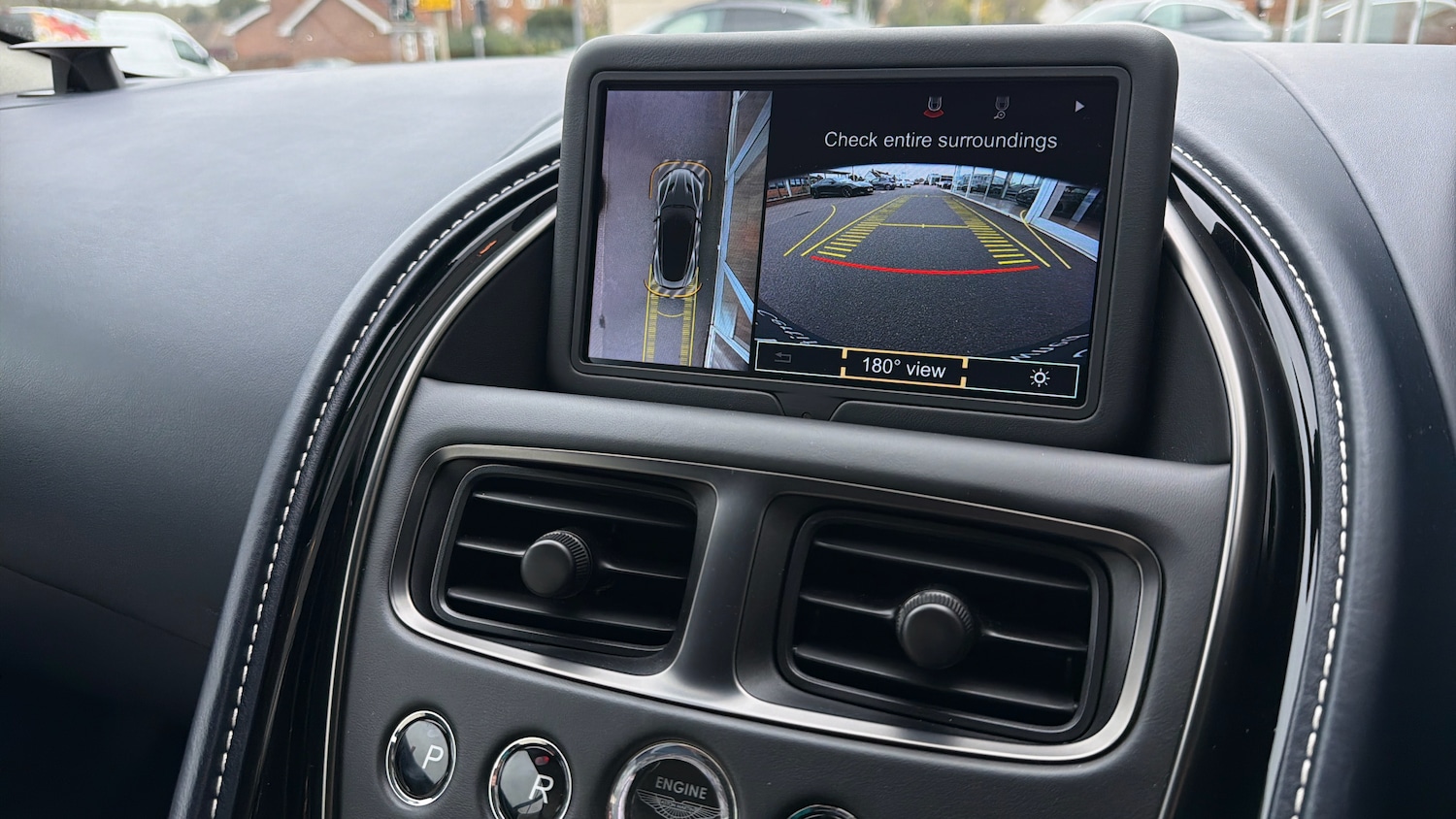 Used Aston Martin DBS 2021 for sale - 78045711: Photo 24