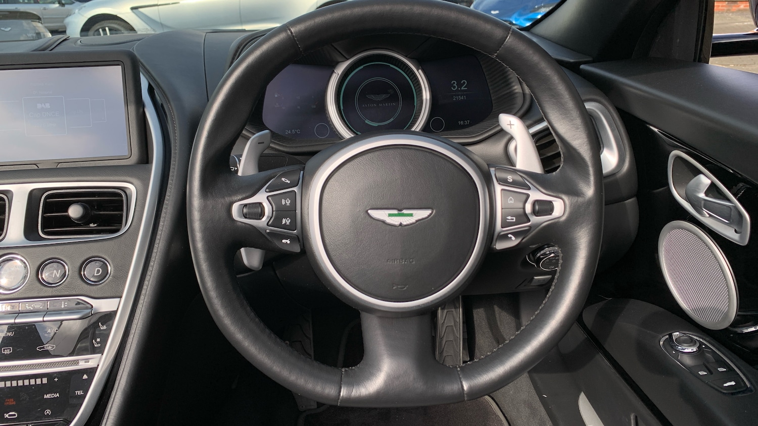 Used Aston Martin DB11 for sale - 76725779: Photo 10