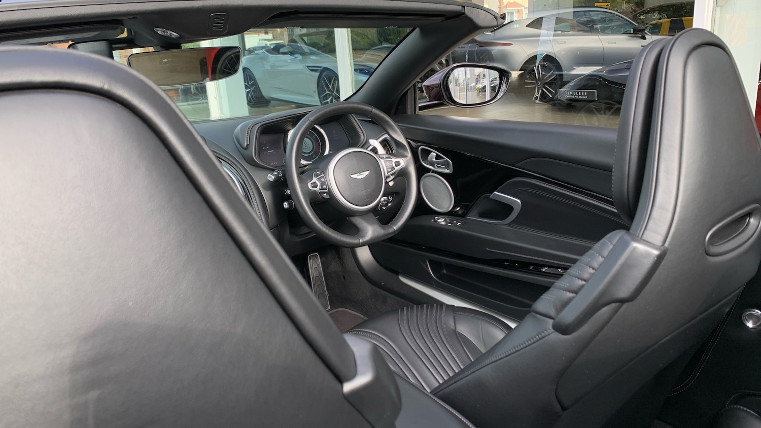 Used Aston Martin DB11 for sale - 76725779: Photo 20