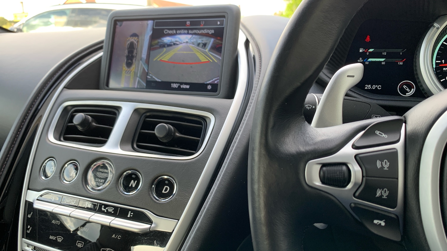 Used Aston Martin DB11 for sale - 76725779: Photo 25