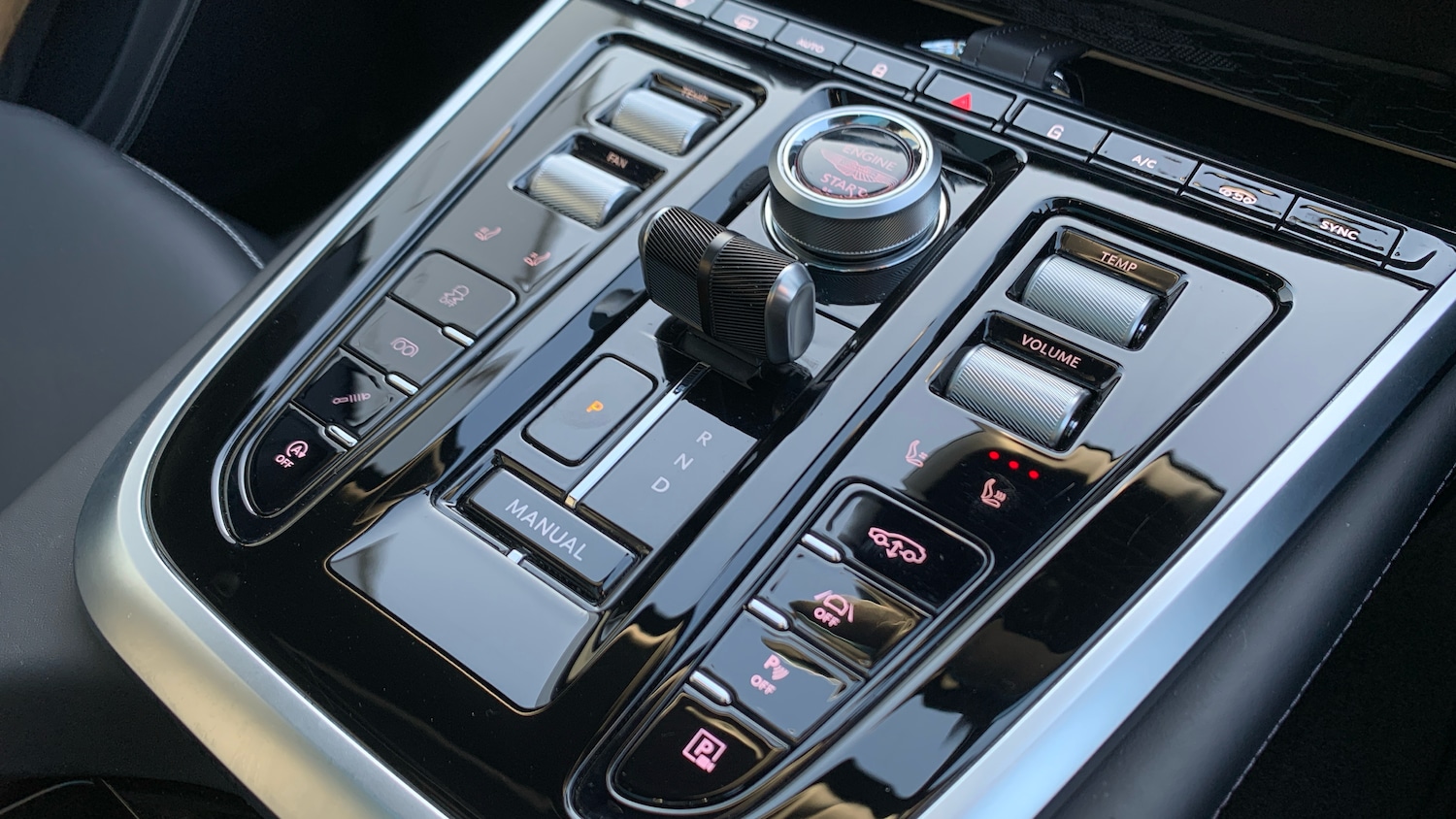 Used Aston Martin DBX 2025 for sale - 77766763: Photo 14