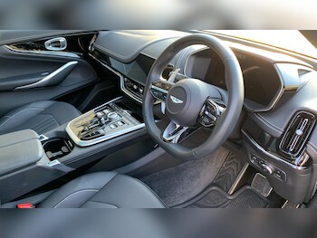 Used Aston Martin DBX 2025 for sale - 77766763: Photo