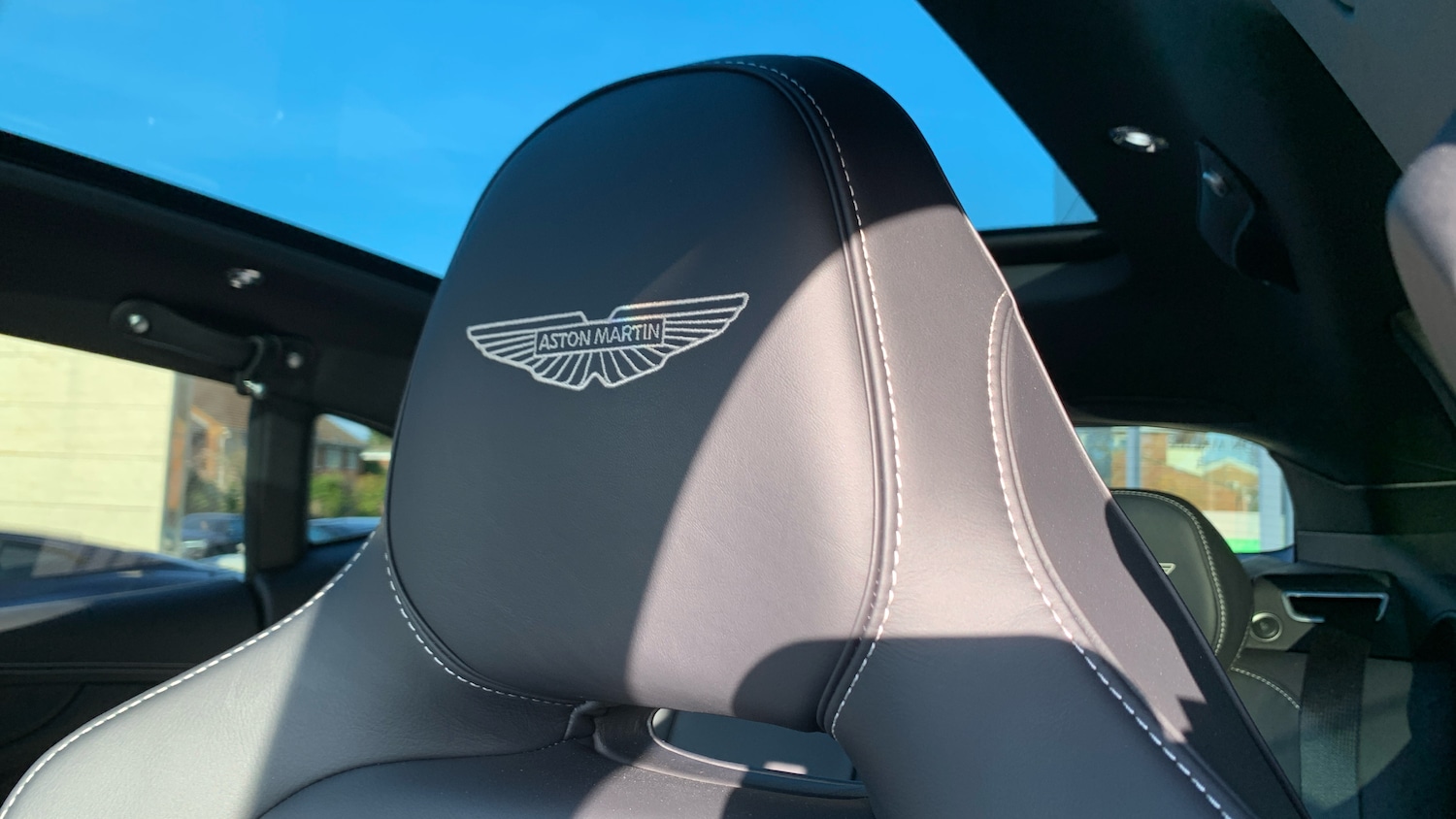 Used Aston Martin DBX 2025 for sale - 77766763: Photo 5