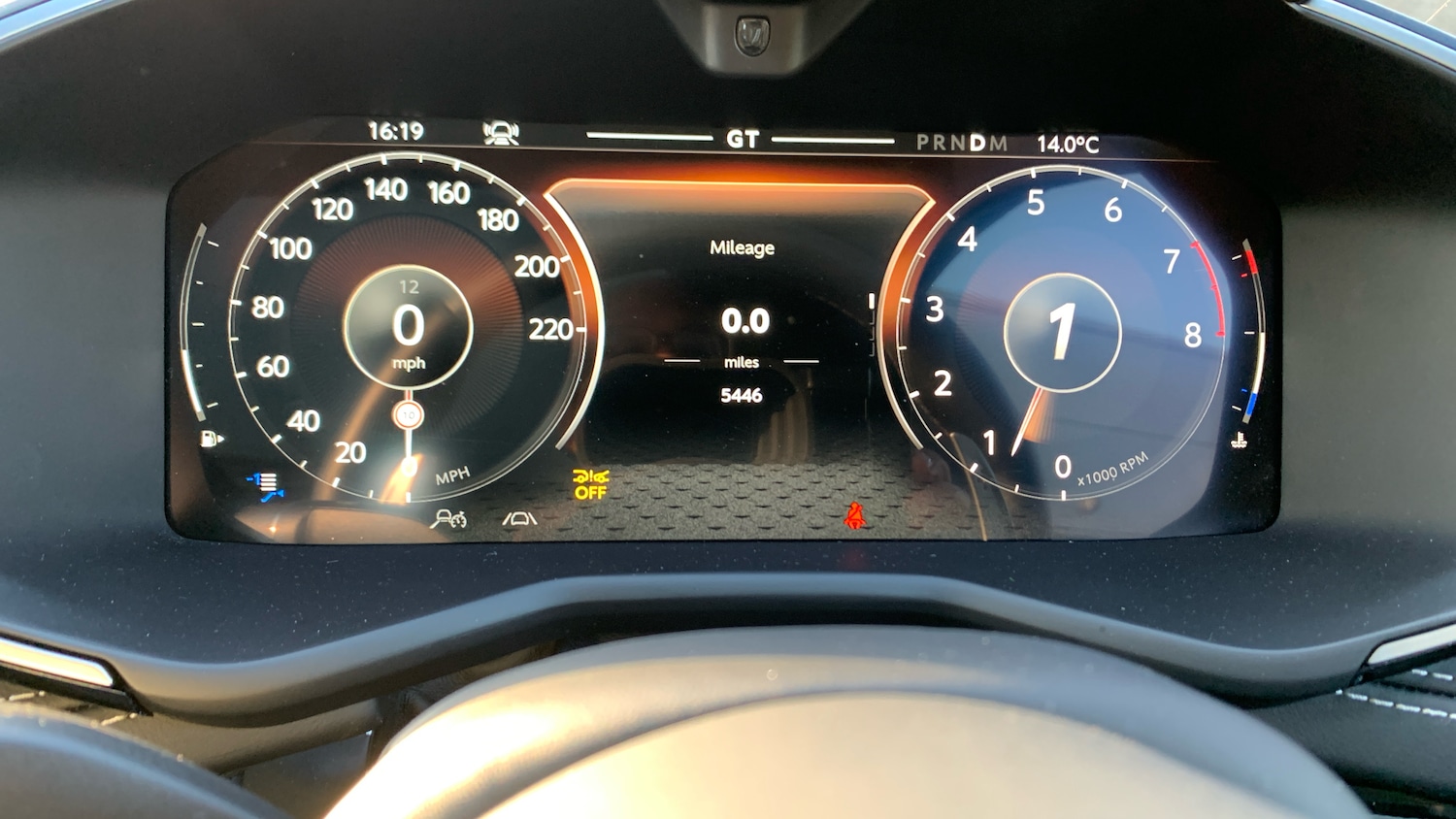 Used Aston Martin DBX 2025 for sale - 77766763: Photo 6