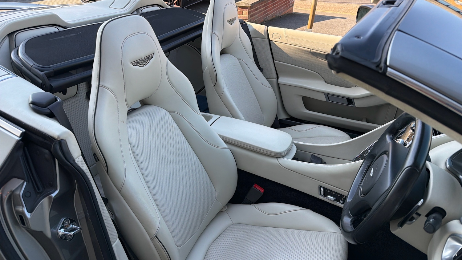 Used Aston Martin Vanquish 2016 for sale - 77968576: Photo 11