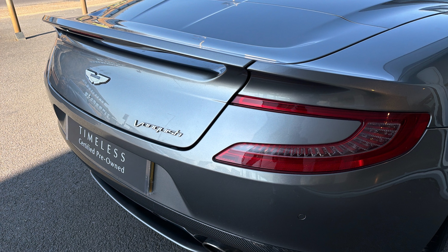 Used Aston Martin Vanquish 2016 for sale - 77968576: Photo 8