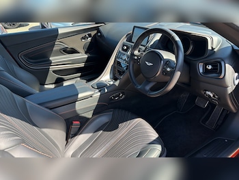 Used Aston Martin DB11 2018 for sale - 78373771: Photo