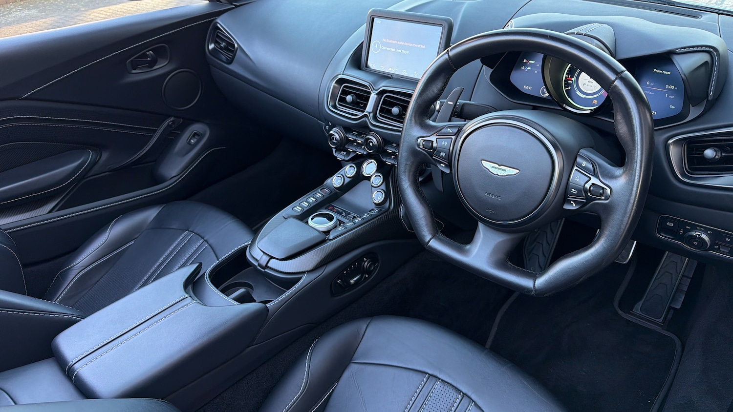 Used Aston Martin Vantage 2022 for sale - 78045710: Photo 3