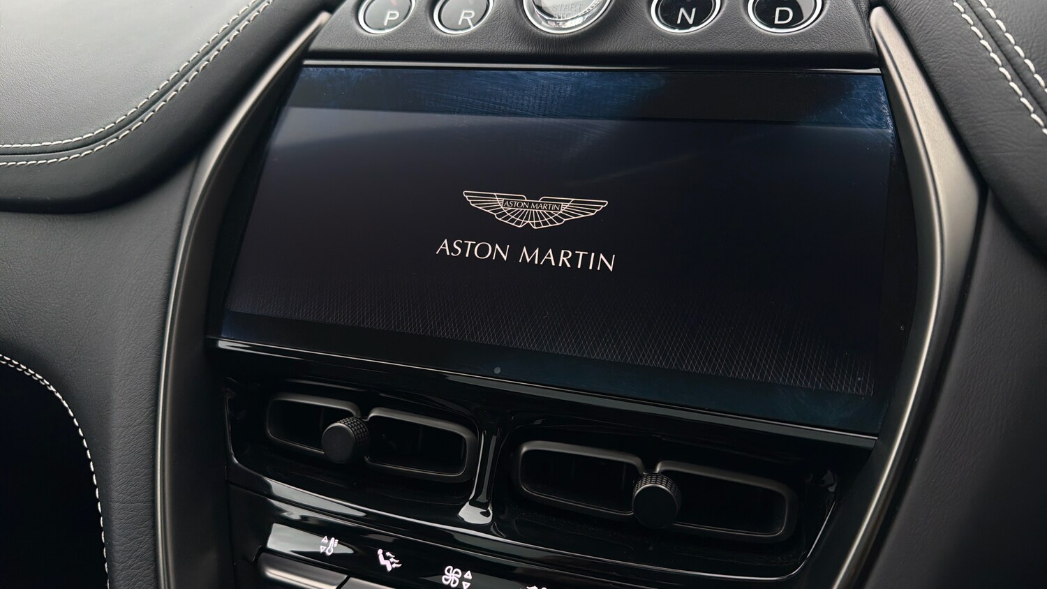 Used Aston Martin DBX 2020 for sale - 77668286: Photo 25