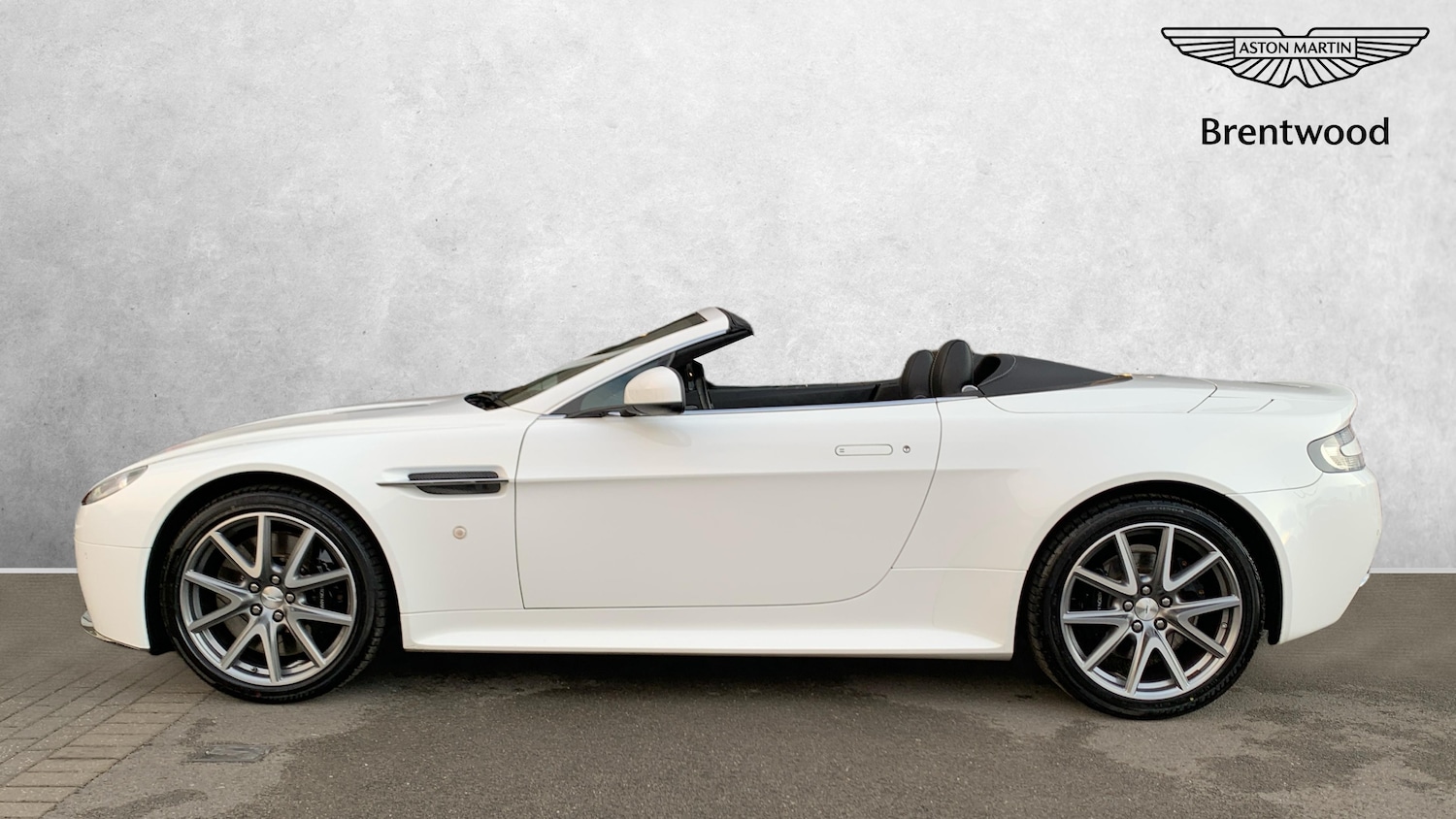 Used Aston Martin Vantage 2013 for sale - 77073000: Photo 12