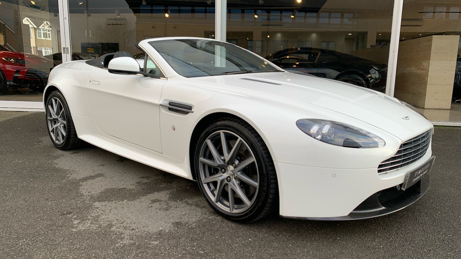 Used Aston Martin Vantage 2013 for sale - 77073000: Photo 17