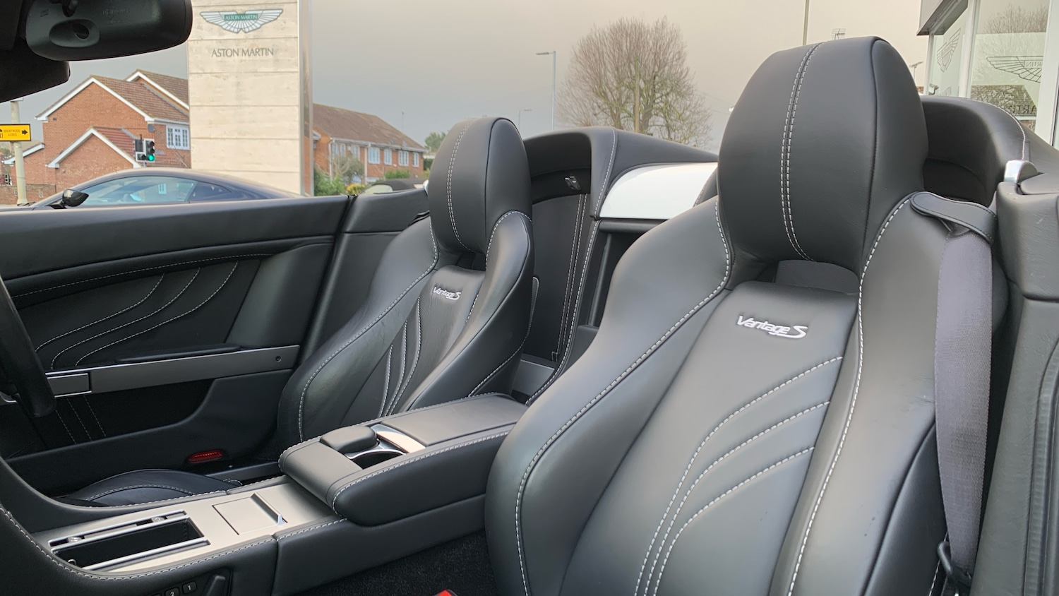 Used Aston Martin Vantage 2013 for sale - 77073000: Photo 20