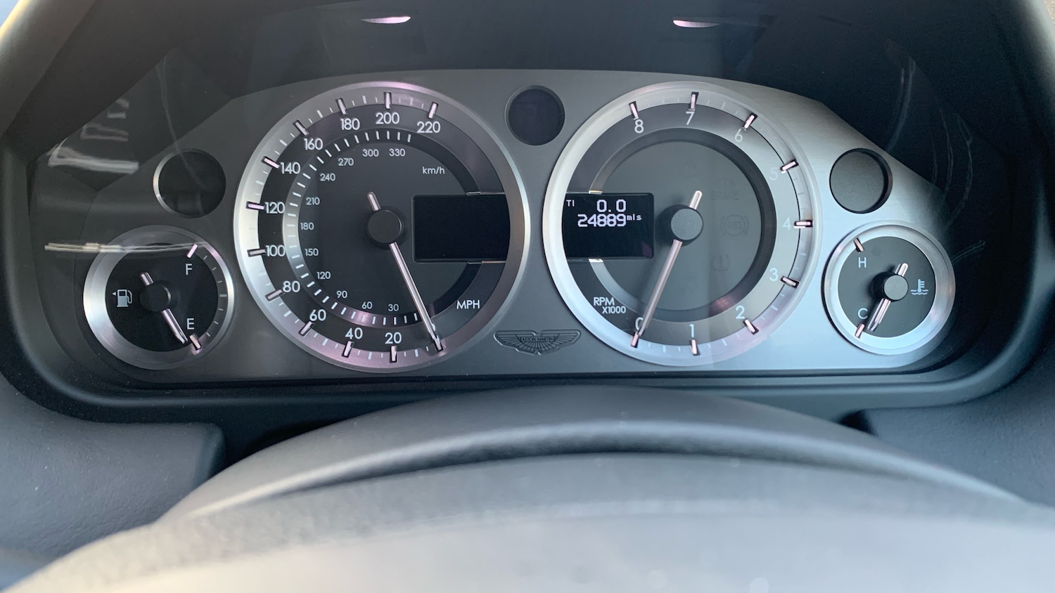 Used Aston Martin Vantage 2013 for sale - 77073000: Photo 6