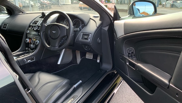 Used Aston Martin DBS 2011 for sale - 75731381: Photo 17