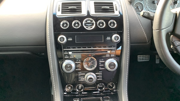 Used Aston Martin DBS 2011 for sale - 75731381: Photo 9