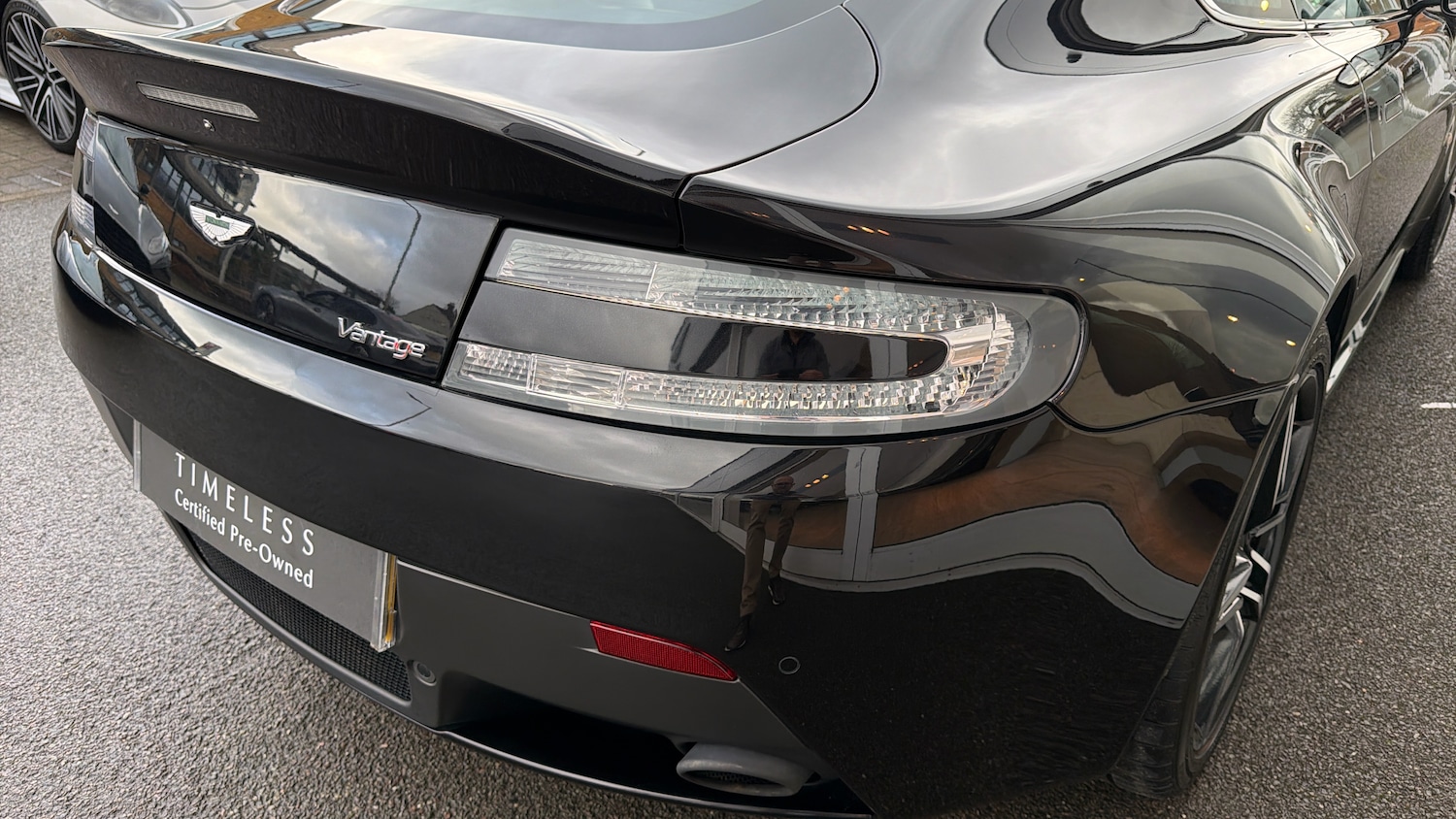 Used Aston Martin Vantage for sale - 77535748: Photo 8