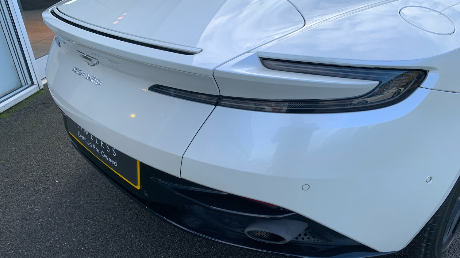 Used Aston Martin DB11 2019 for sale - 77329021: Photo 8