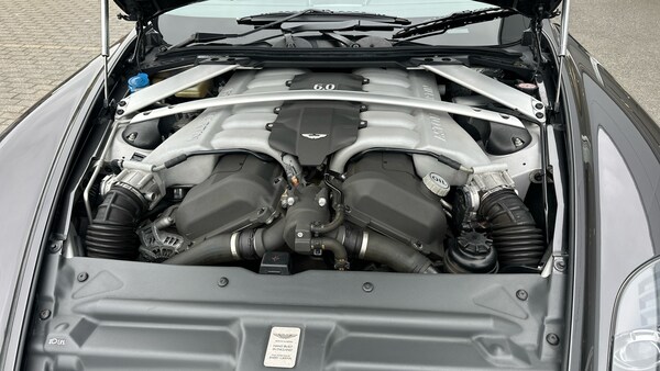 Used Aston Martin DB9 2009 for sale - 76198034: Photo 23