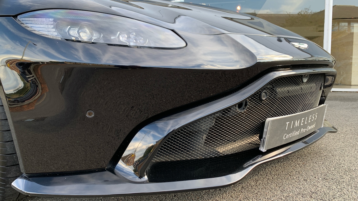 Used Aston Martin Vantage 2018 for sale - 76107005: Photo 15