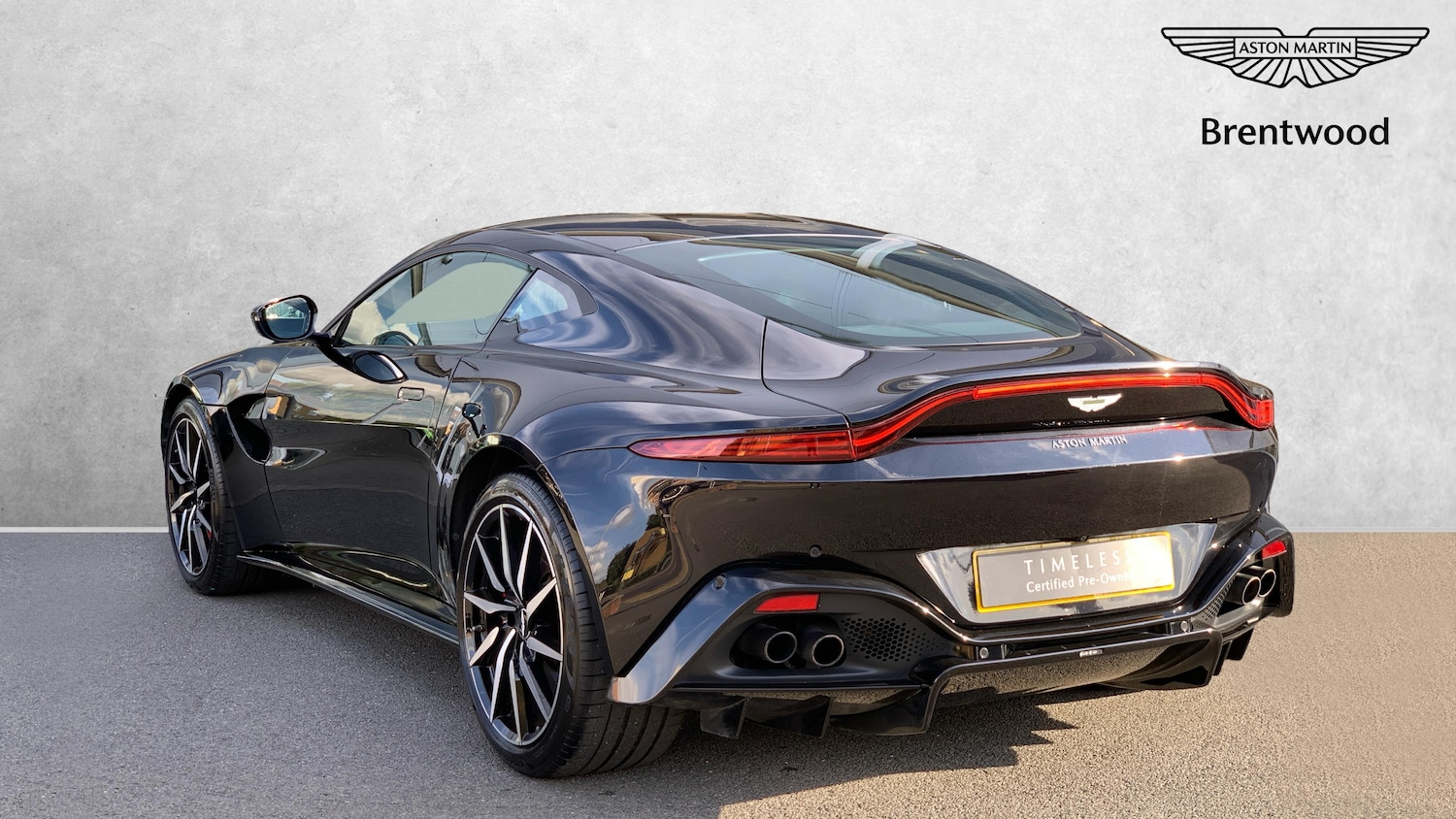 Used Aston Martin Vantage 2018 for sale - 76107005: Photo 2