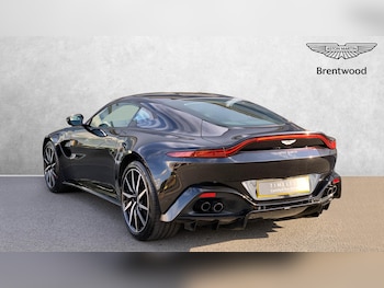 Used Aston Martin Vantage 2018 for sale - 76107005: Photo
