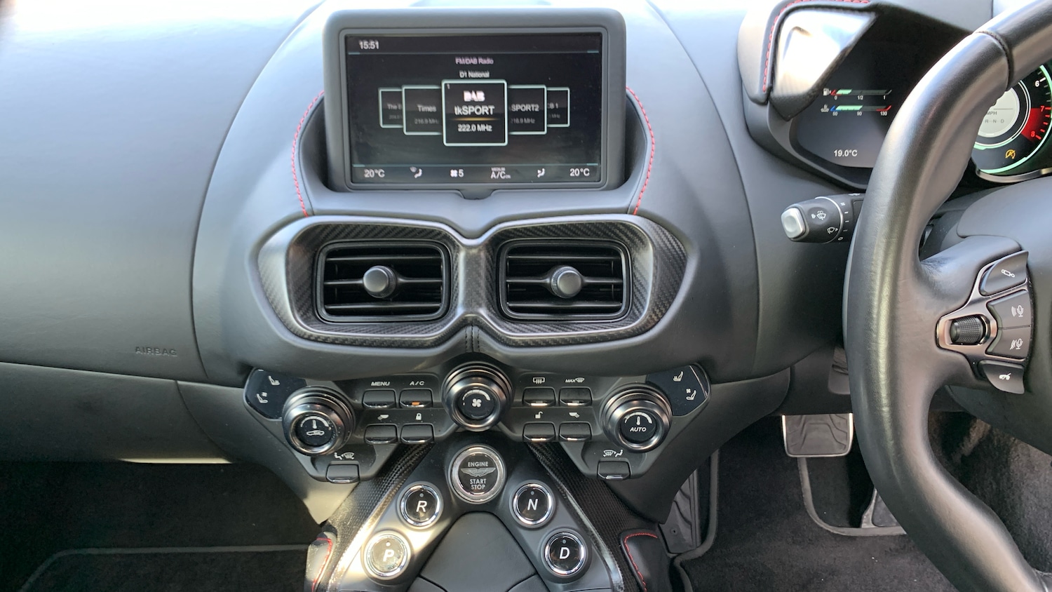 Used Aston Martin Vantage 2018 for sale - 76107005: Photo 9