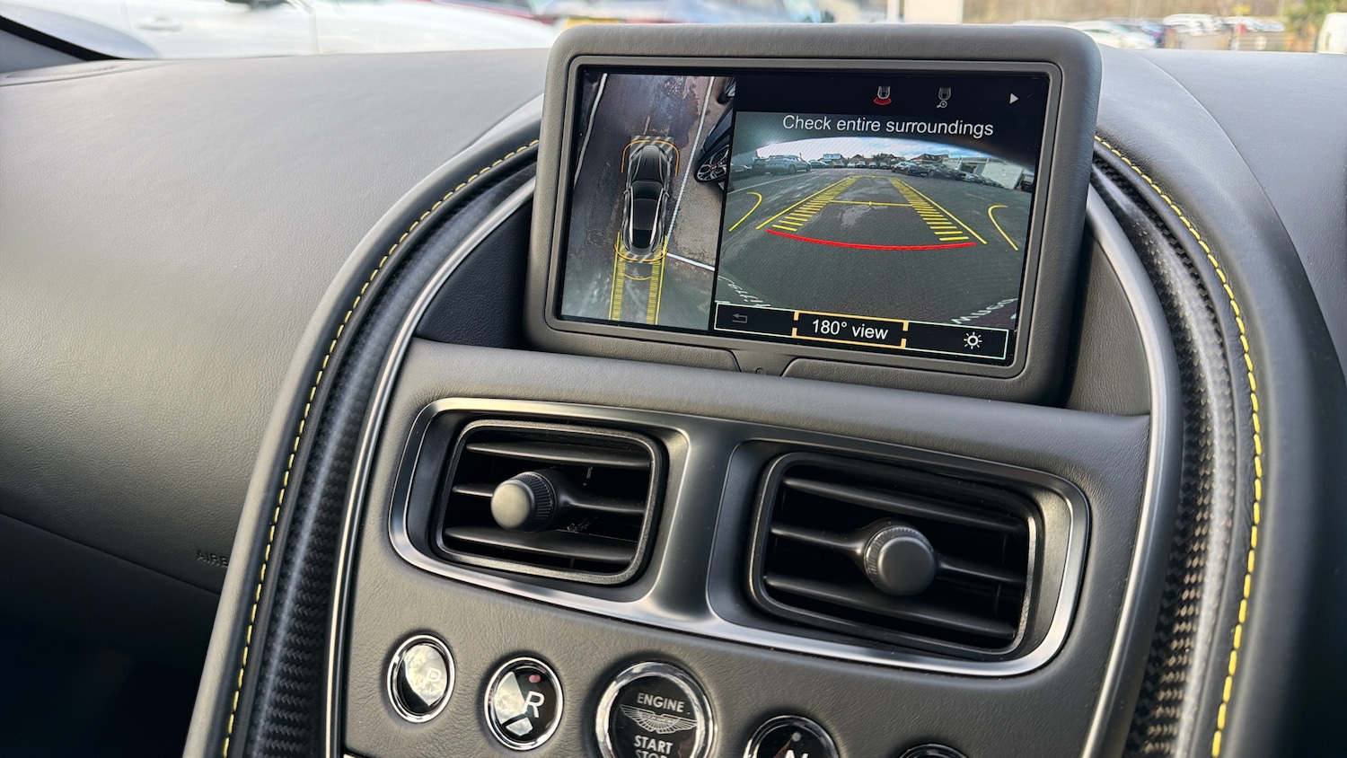 Used Aston Martin DB11 2018 for sale - 77251134: Photo 15