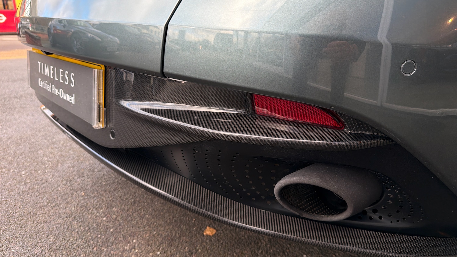 Used Aston Martin DB11 2018 for sale - 77251134: Photo 21