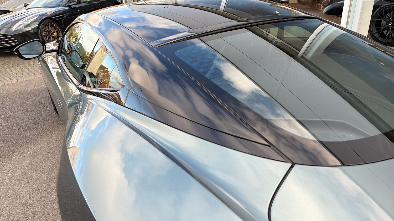 Used Aston Martin DB11 2018 for sale - 77251134: Photo 25