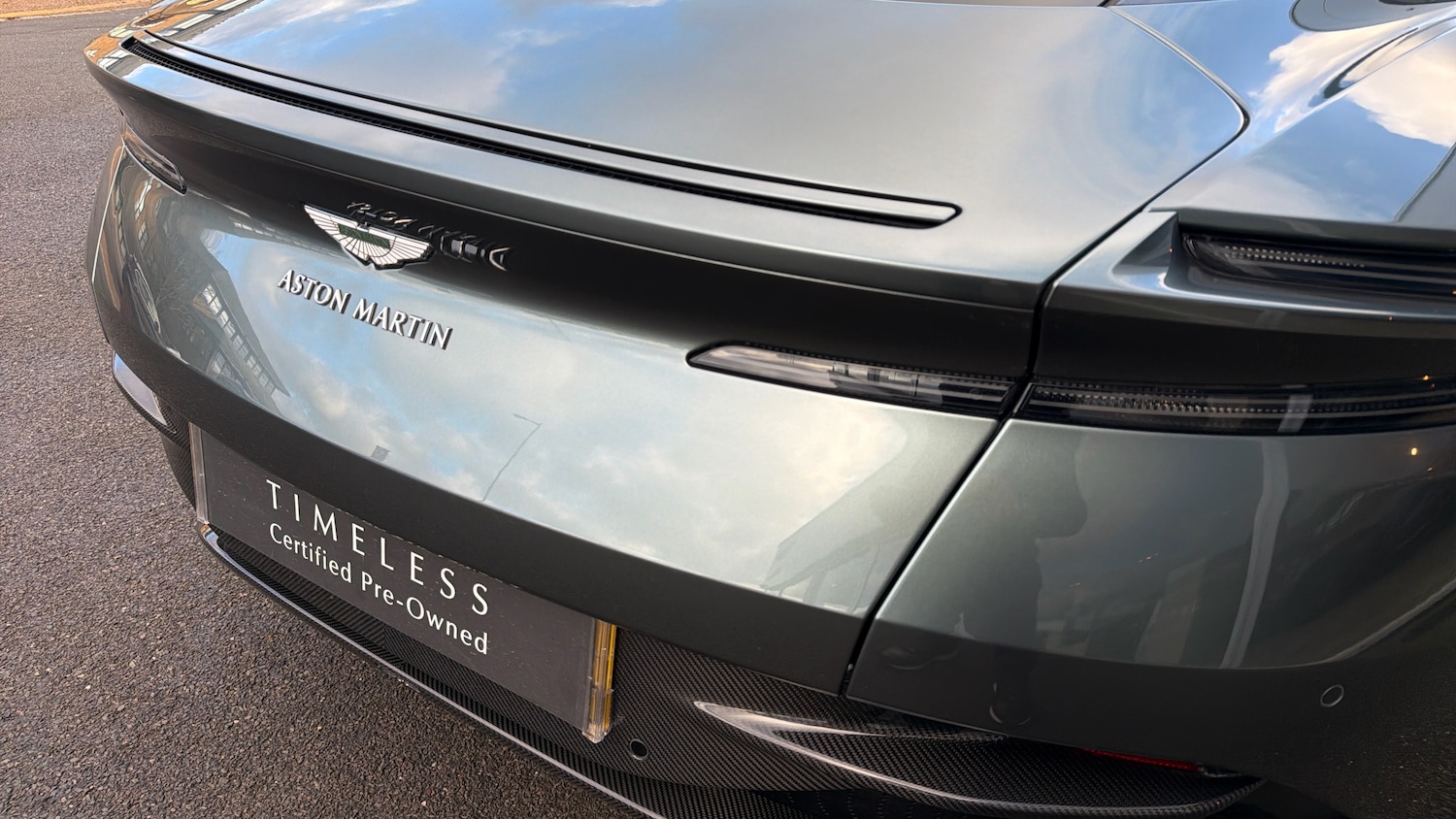 Used Aston Martin DB11 2018 for sale - 77251134: Photo 8