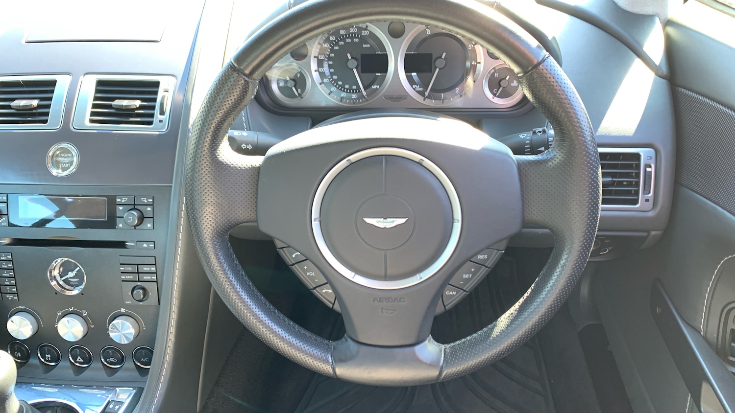 Used Aston Martin Vantage 2008 for sale - 76164841: Photo 10