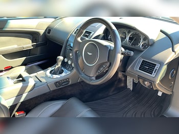 Used Aston Martin Vantage 2008 for sale - 76164841: Photo