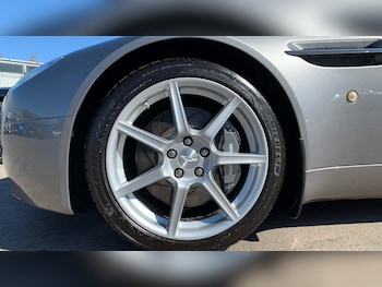 Used Aston Martin Vantage 2008 for sale - 76164841: Photo