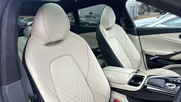 Used Aston Martin DBX 2024 for sale - 76030155: Photo 11