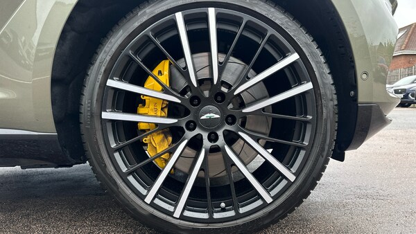 Used Aston Martin DBX 2024 for sale - 76030155: Photo 4